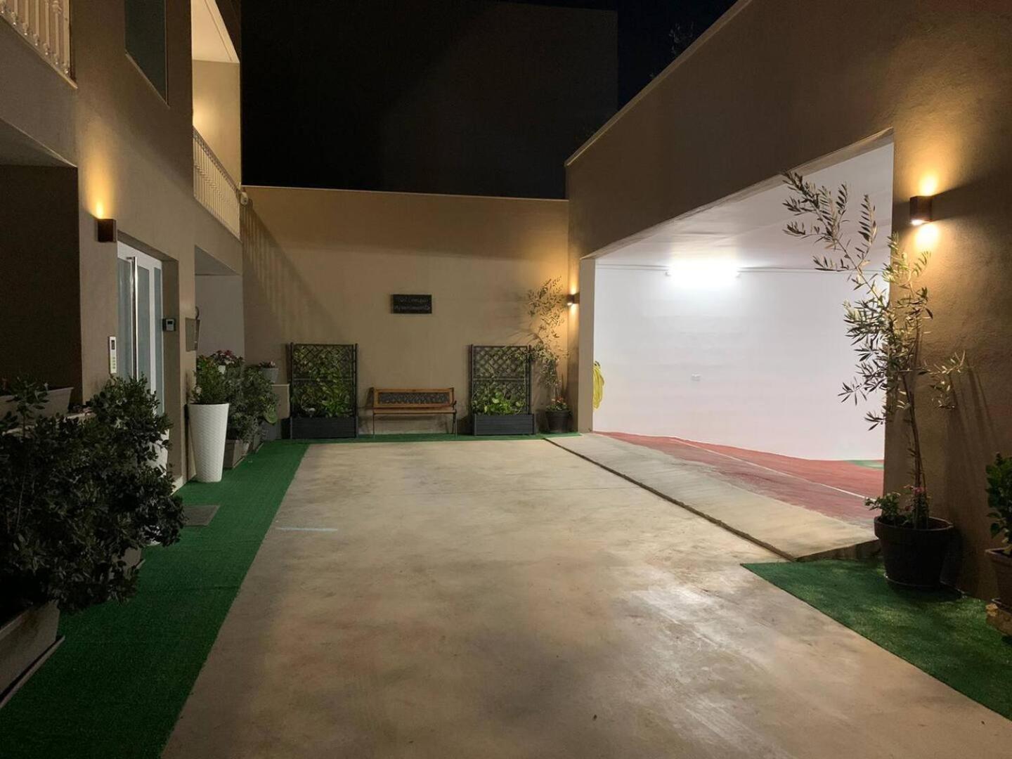 Fl 1 Ta'Lonza Luxury With Hot Tub By Homely Mellieħa Esterno foto