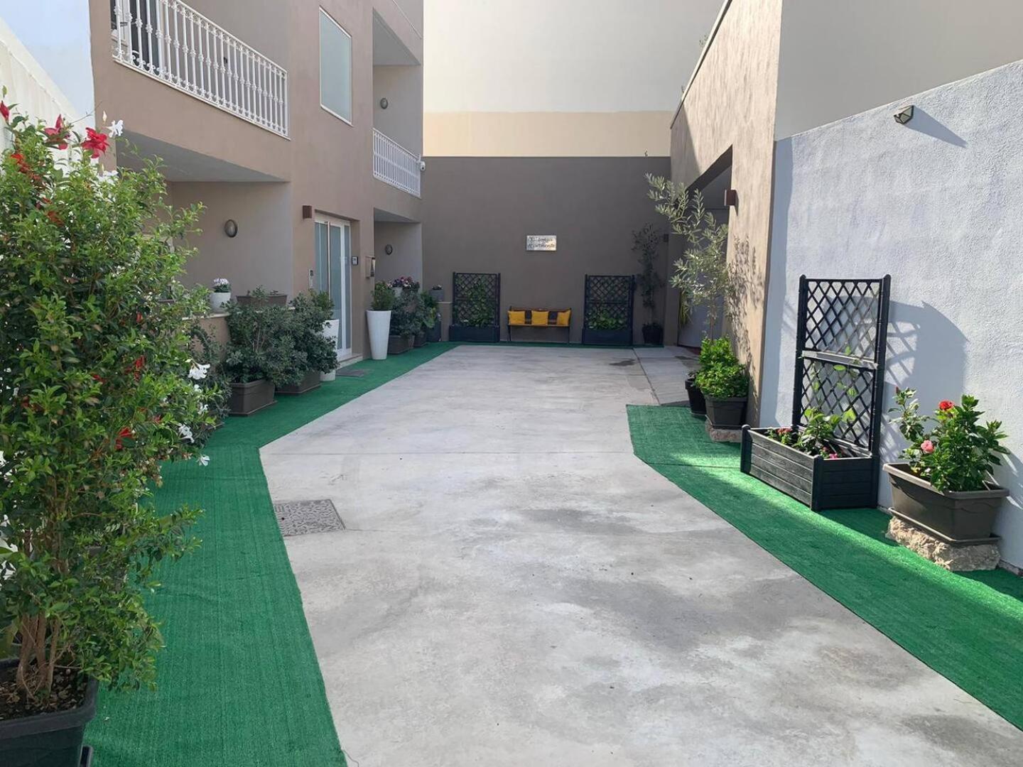 Fl 1 Ta'Lonza Luxury With Hot Tub By Homely Mellieħa Esterno foto